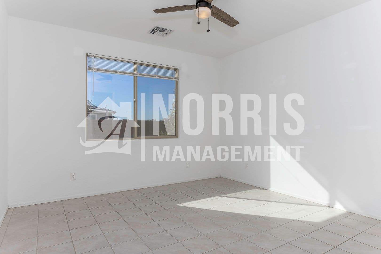 Casa Grande House: 1619 E Jerry Ct
