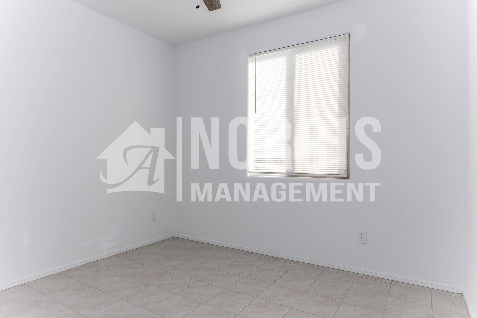 Casa Grande House: 1619 E Jerry Ct