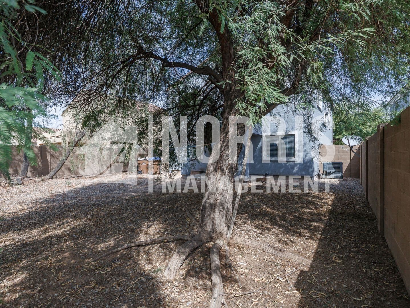Coolidge House: 2143 W Broadway Ave