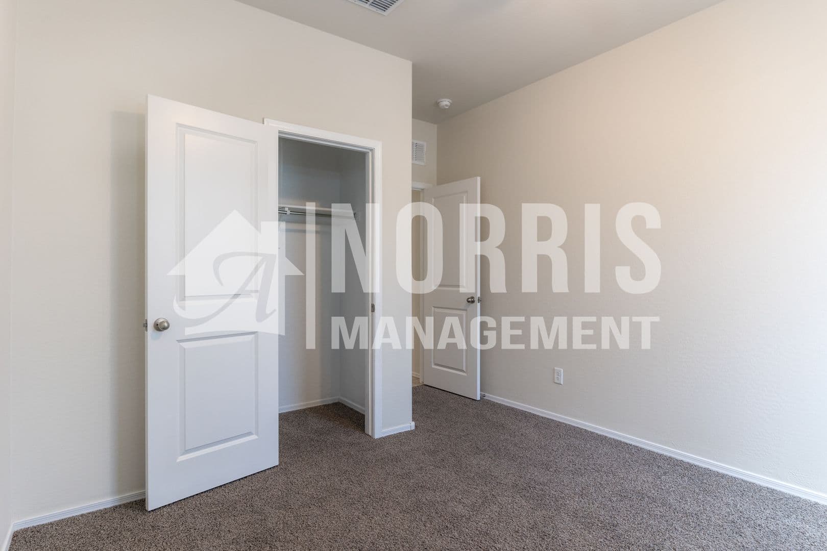 Casa Grande House: 1046 W Chimes Tower Dr