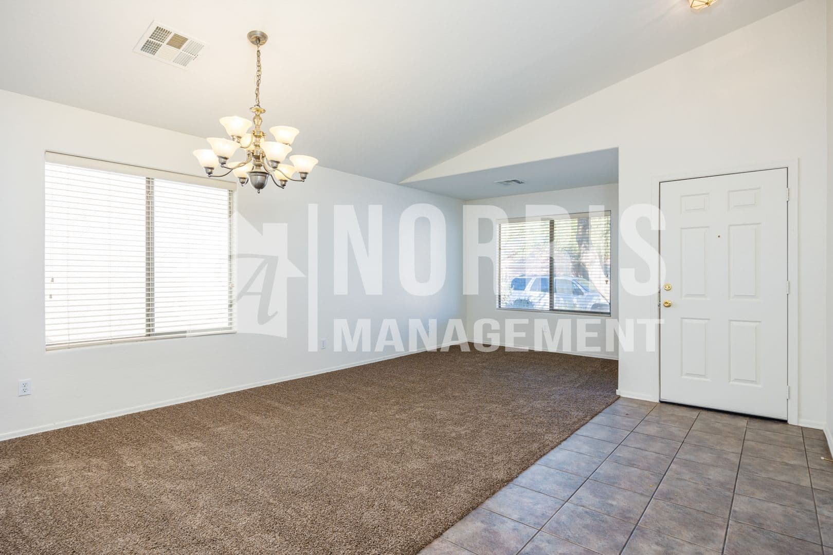 Maricopa House: 45679 W Tulip Ln