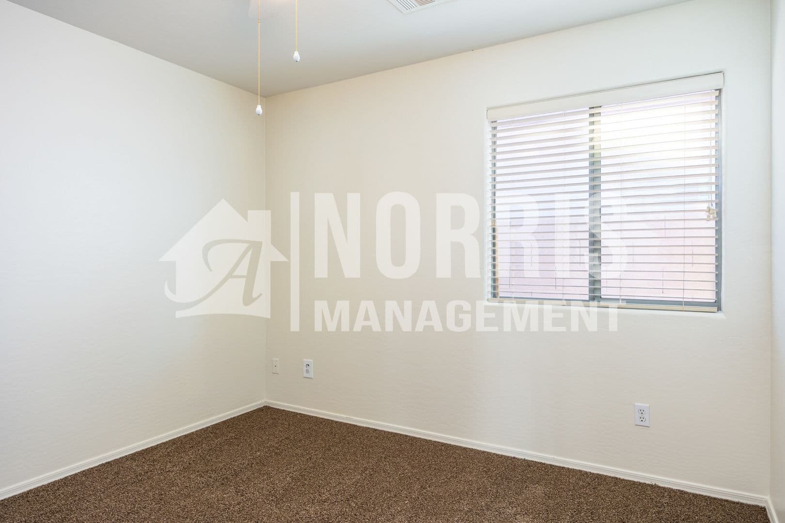 Maricopa House: 45679 W Tulip Ln