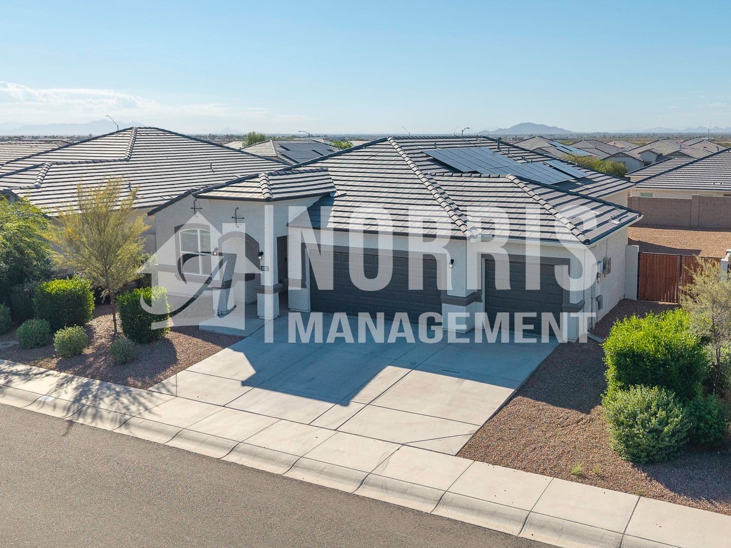 Casa Grande House: 1033 W Descanso Canyon Dr