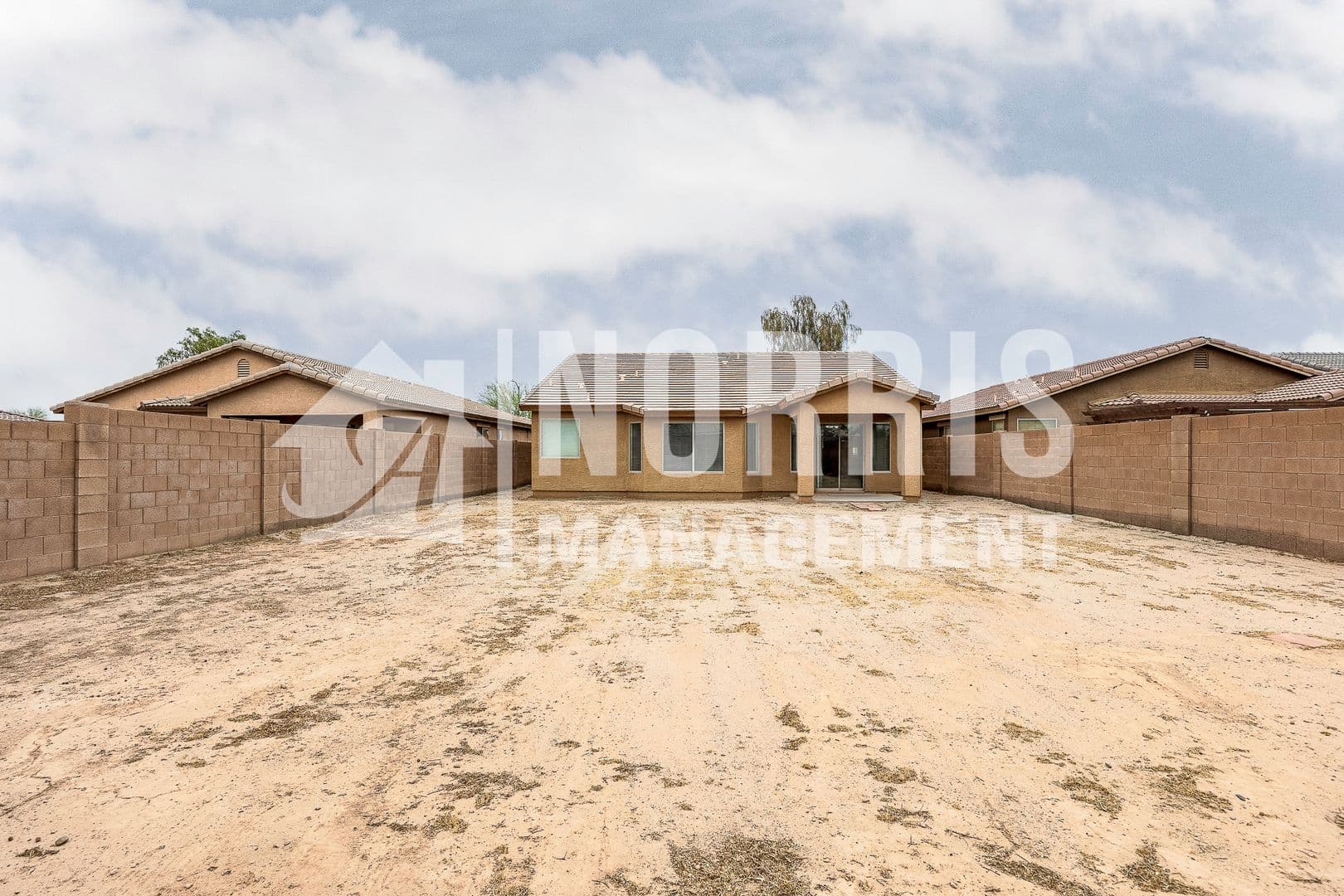 Casa Grande House: 1033 W Nina Dr