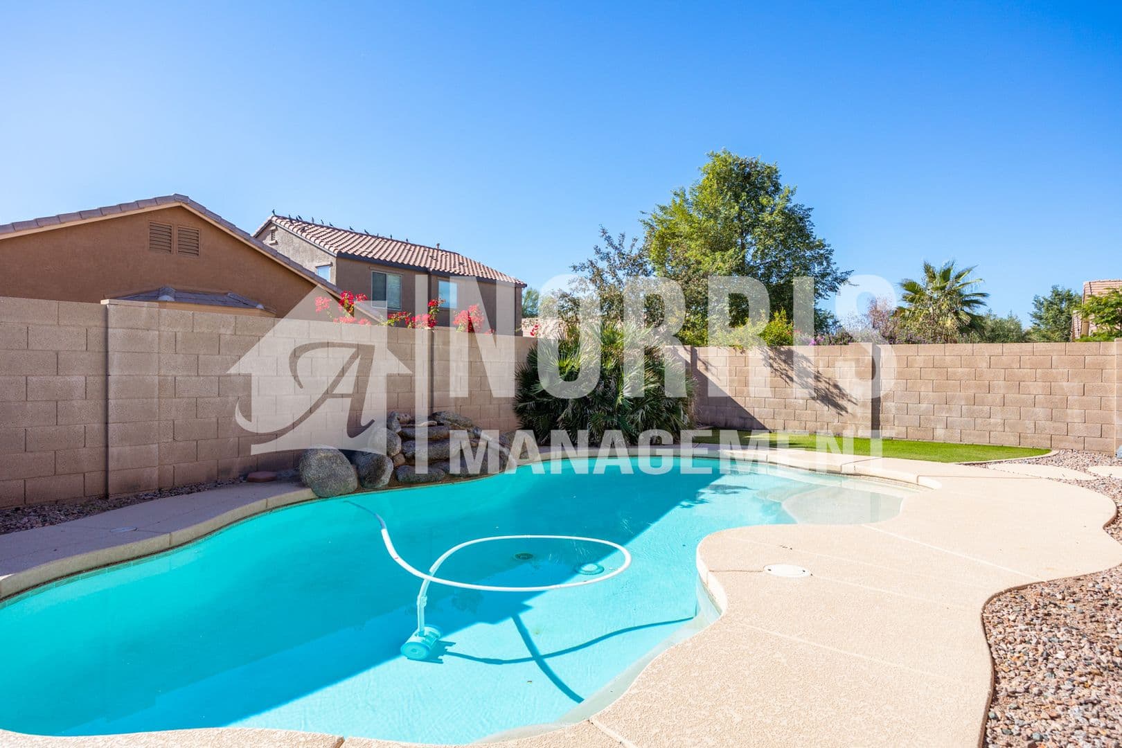 Maricopa House: 45679 W Tulip Ln