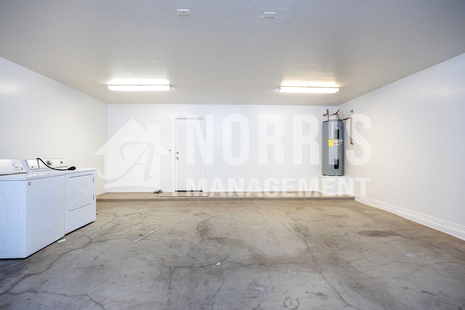 Casa Grande House: 1033 W Nina Dr