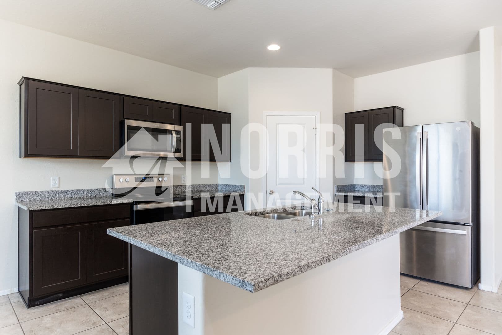 Casa Grande House: 1046 W Chimes Tower Dr