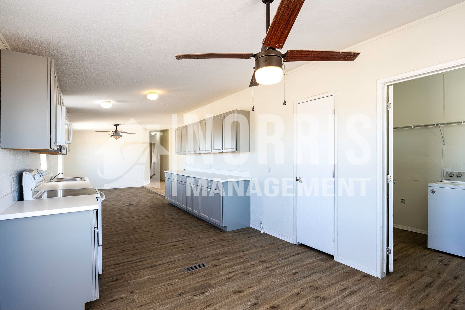 Casa Grande House: 9960 S Niehaus Rd