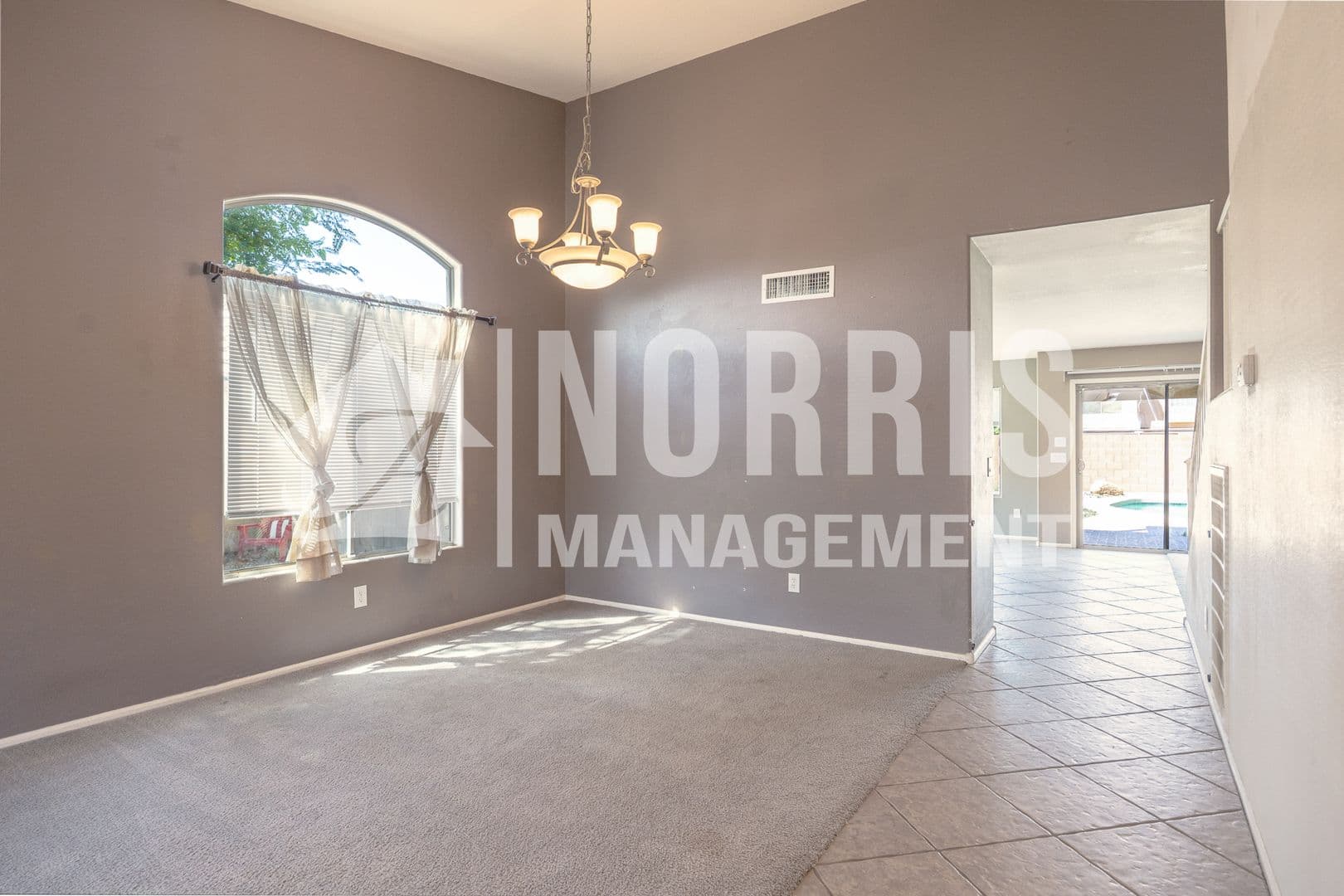 Maricopa House: 42450 W Hall Dr