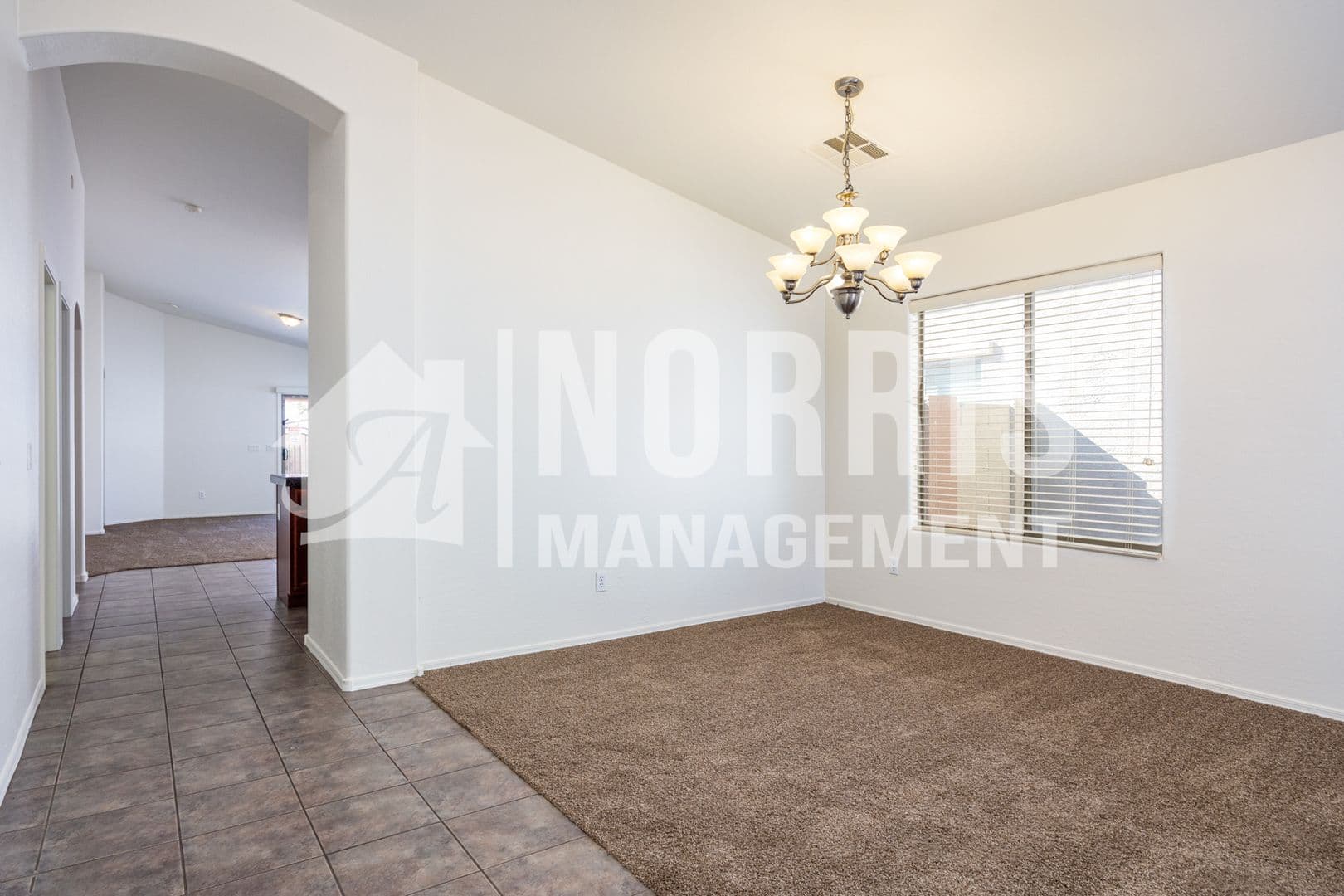 Maricopa House: 45679 W Tulip Ln