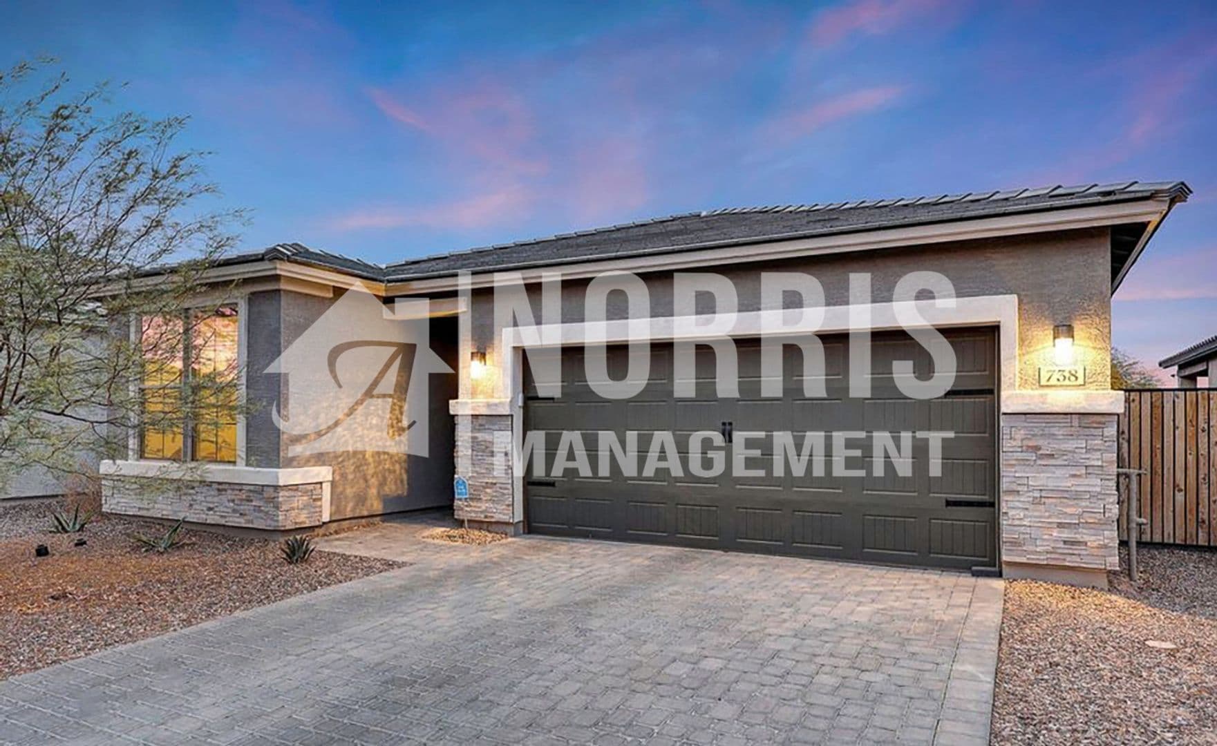 Casa Grande House: 738 W Kingman Dr