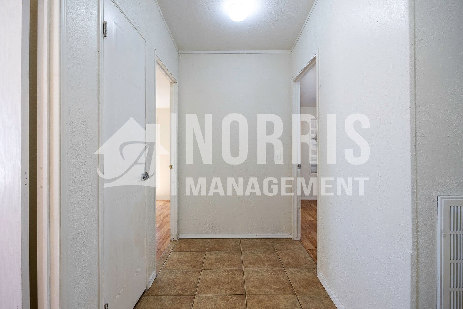Casa Grande House: 9960 S Niehaus Rd