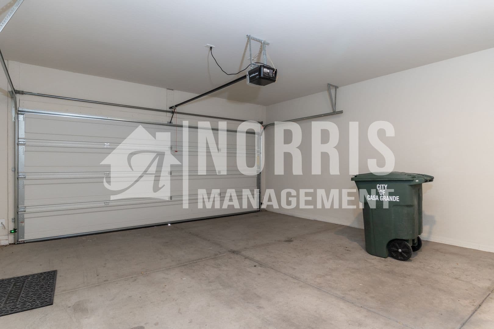 Casa Grande House: 1046 W Chimes Tower Dr