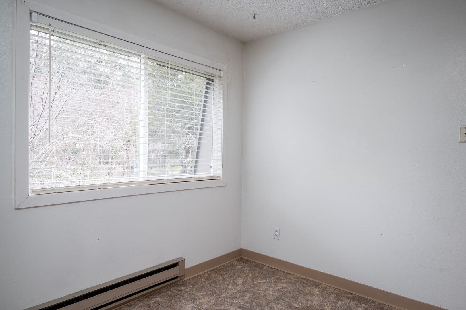 BEAVERTON Apartment: 6275 SW 188TH COURT