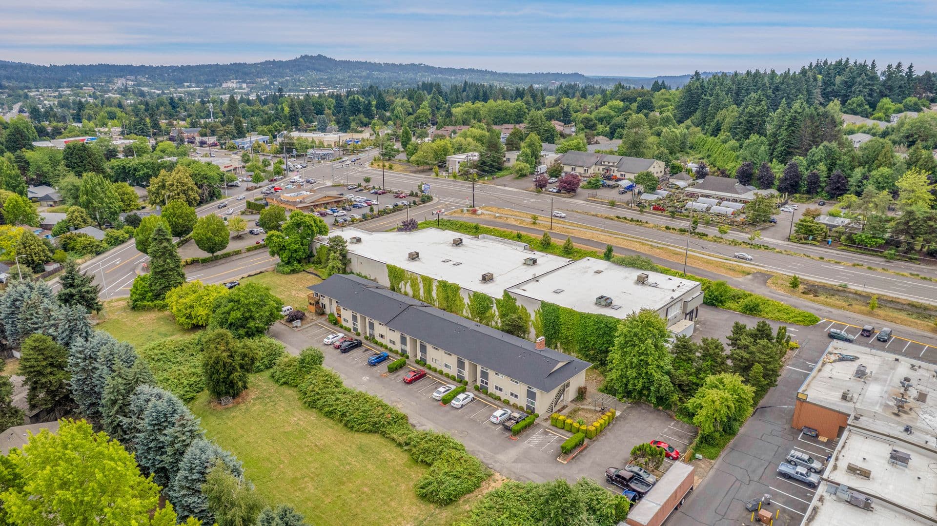 TIGARD Apartment: 10900 SW GAARDE ST