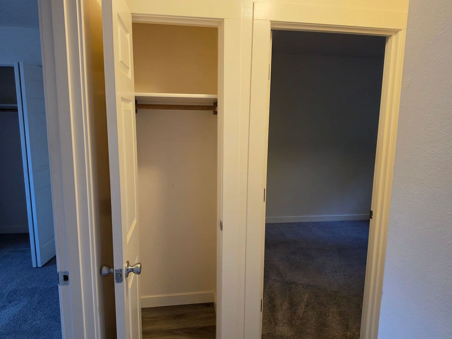 SHERWOOD Apartment: 21985 SW SHERWOOD BLVD