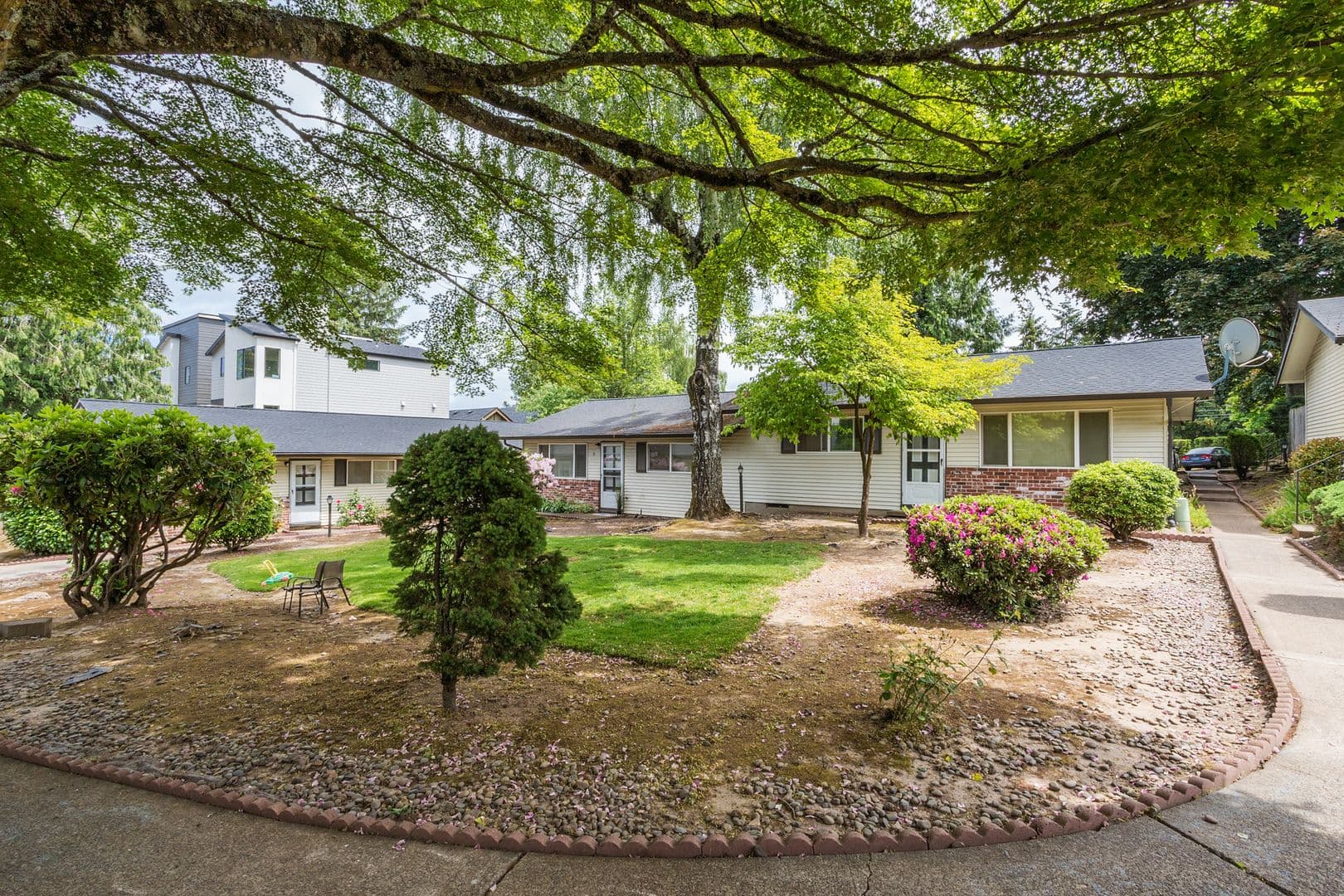 PORTLAND Apartment: 10445 SW CAPITOL HWY