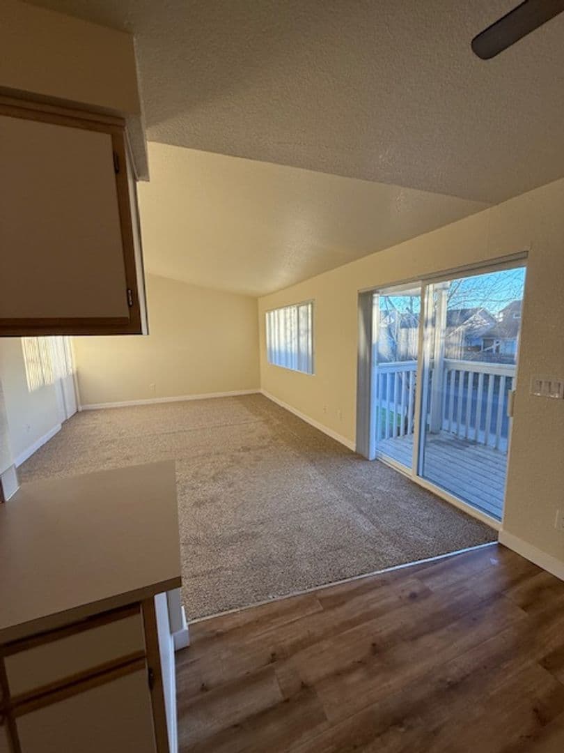 SALEM Apartment: 4665 CAMPBELL DR SE