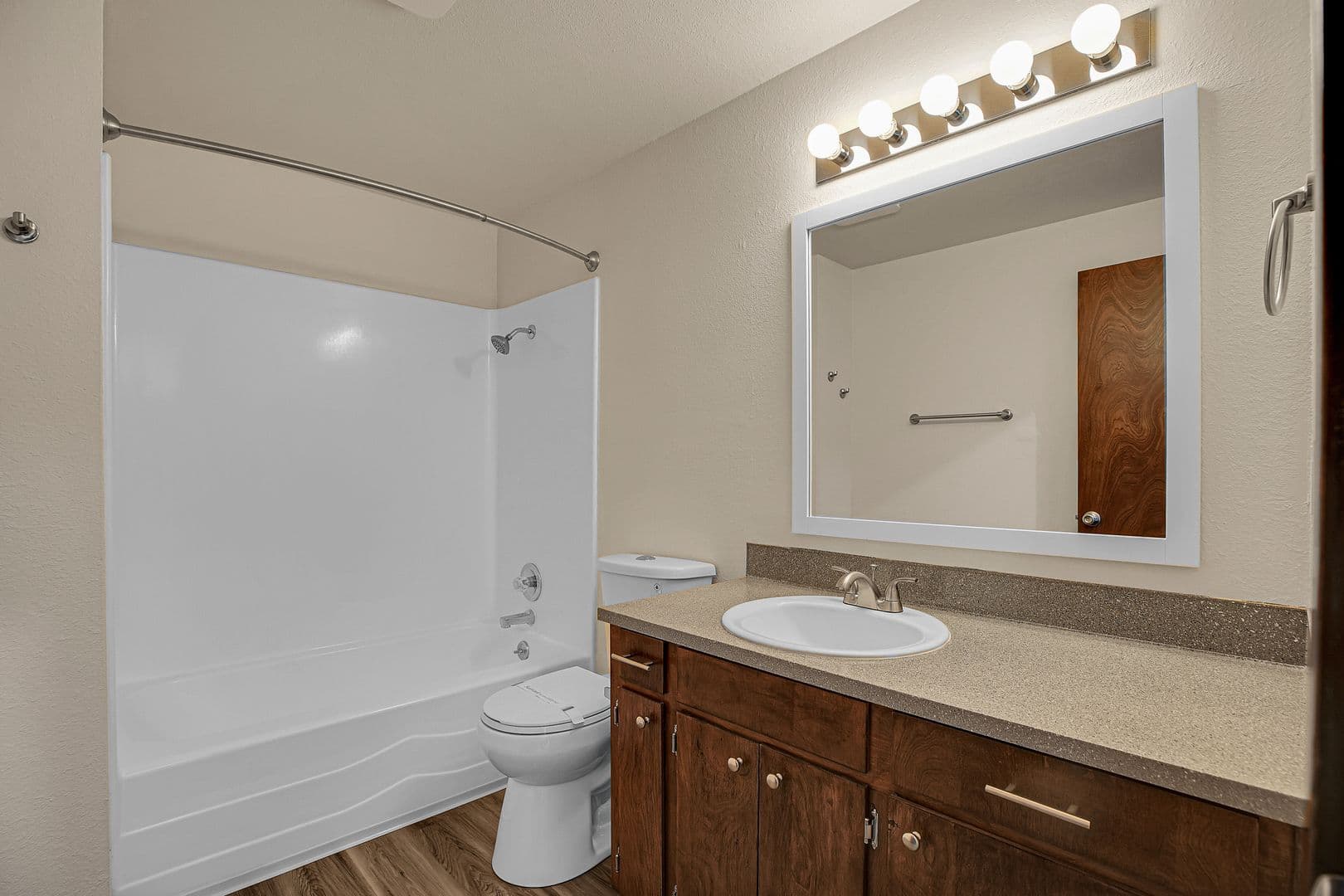 KEIZER Apartment: 790 LOCKHAVEN DRIVE, NE