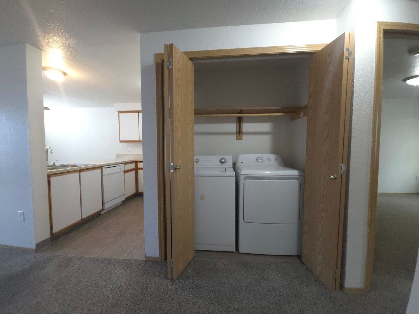 SALEM Apartment: 1304-1330 WALLACE RD. NW
