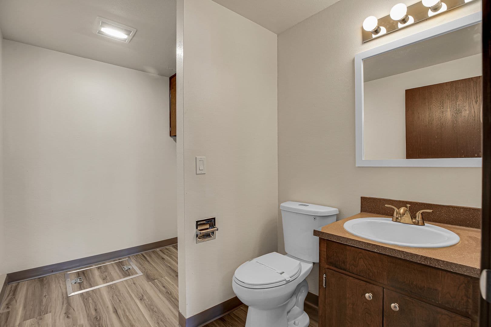 KEIZER Apartment: 790 LOCKHAVEN DRIVE, NE