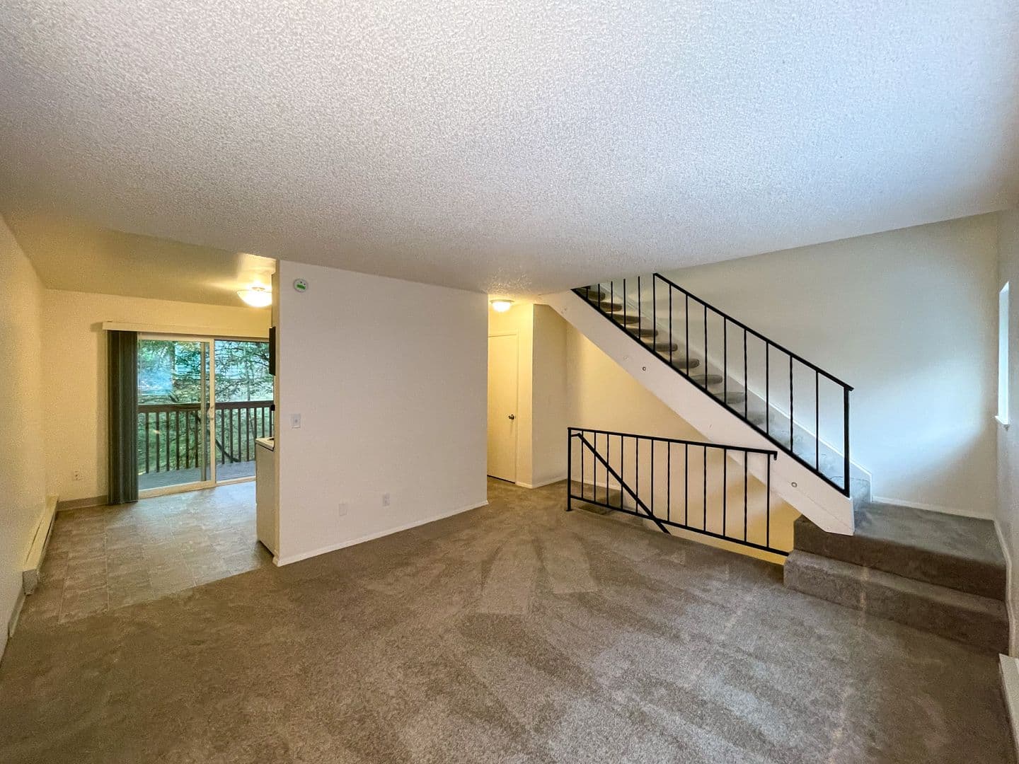 PORTLAND Apartment: 10800 SW BARBUR BLVD