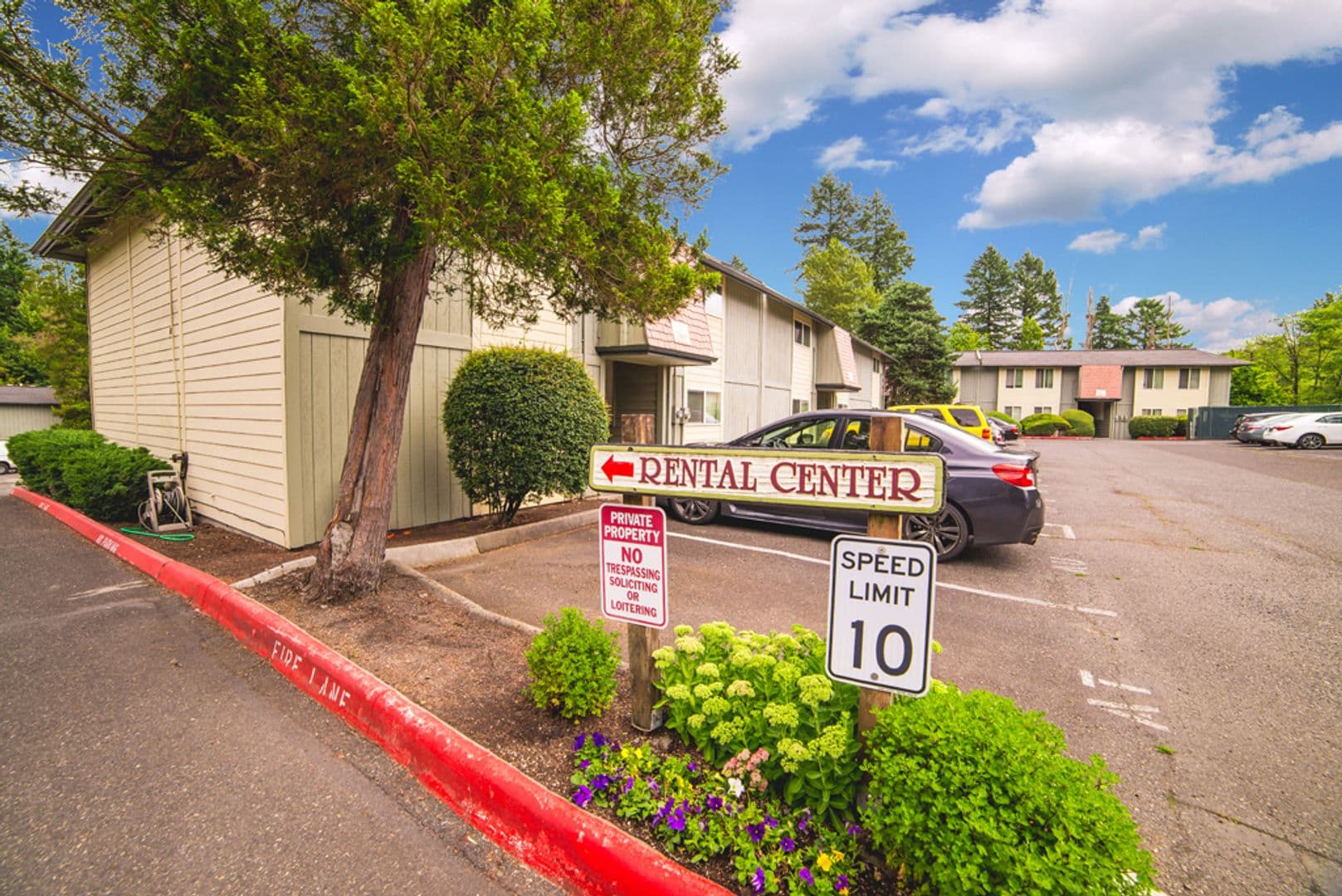 PORTLAND Apartment: 7740 SW 45TH