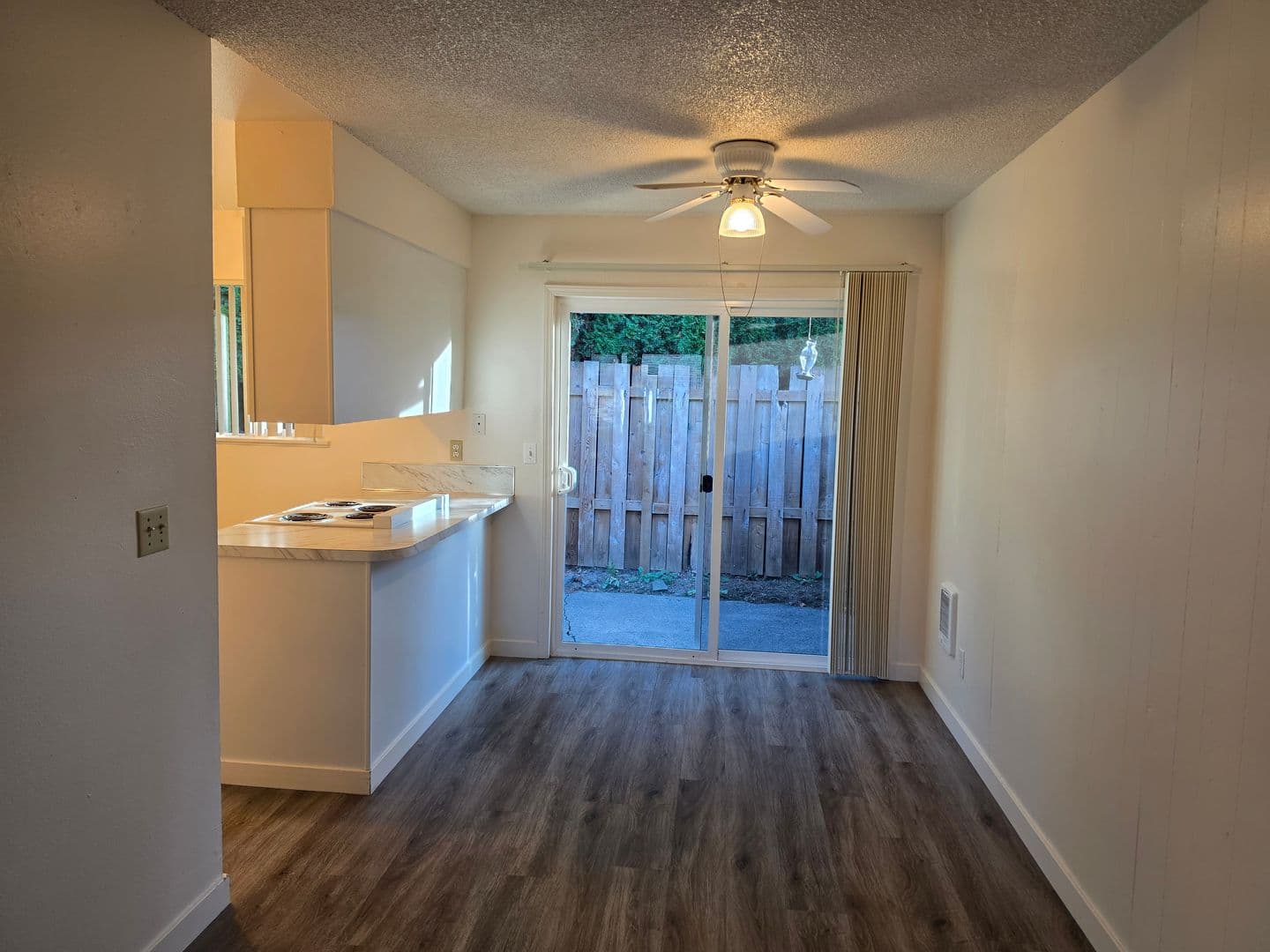 SHERWOOD Apartment: 21985 SW SHERWOOD BLVD