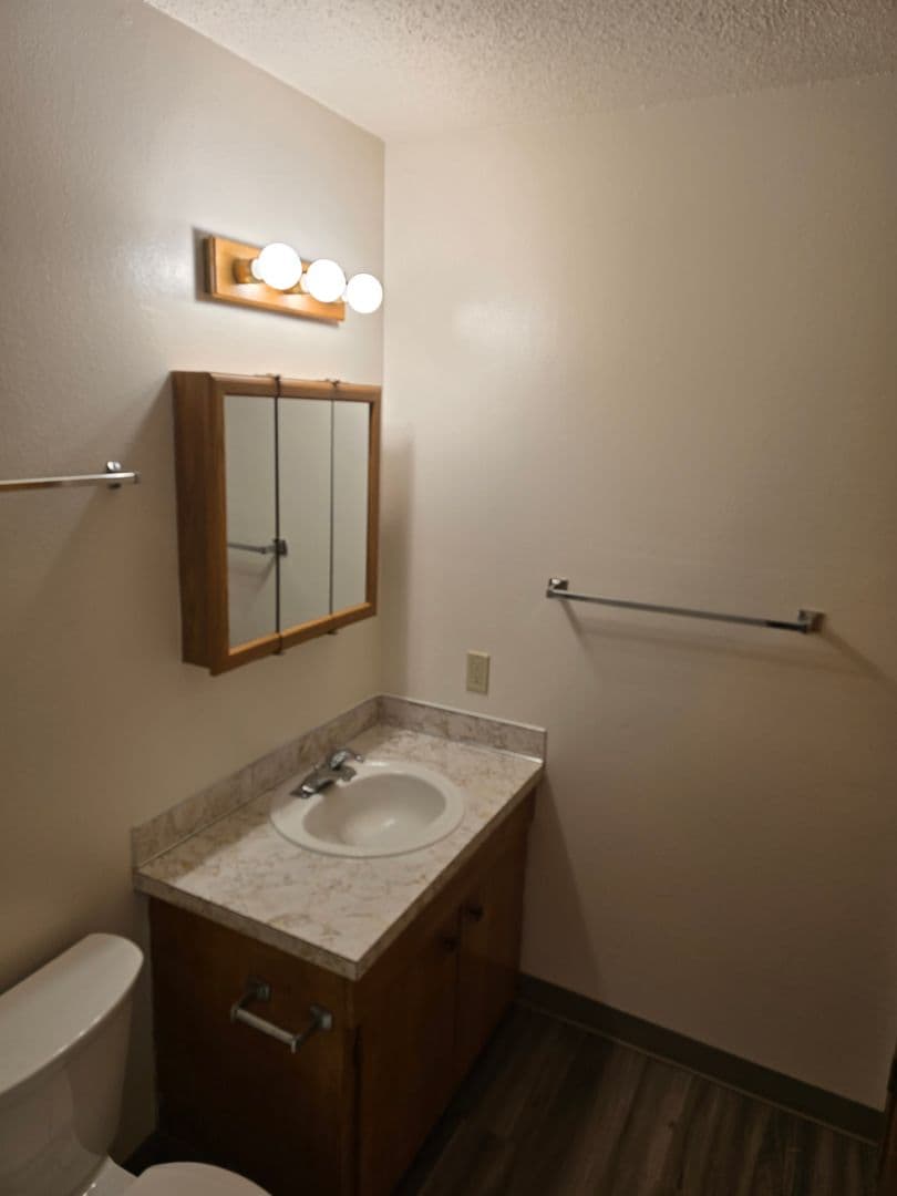 MILWAUKIE Apartment: 11275 SE 27TH AVENUE