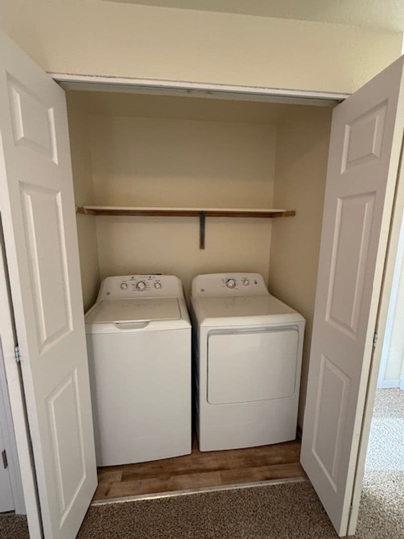 SALEM Apartment: 4665 CAMPBELL DR SE