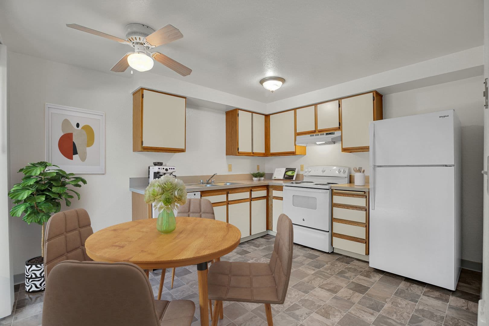 SALEM Apartment: 5535 WOODSIDE DRIVE SE