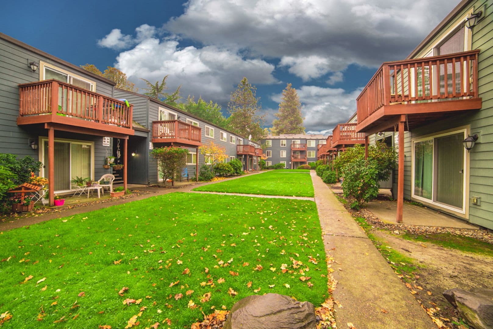 ALOHA Apartment: 18000 SW SHAW ST