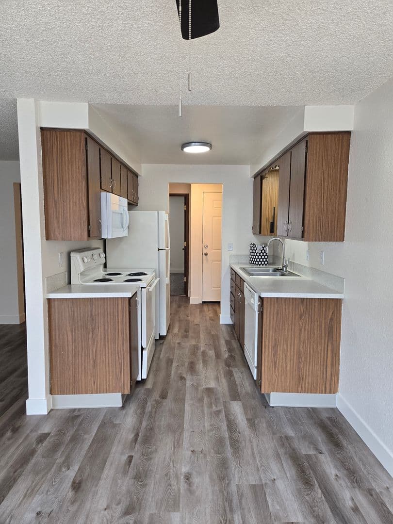 KEIZER Apartment: 597 ROSE PARK LANE, NE