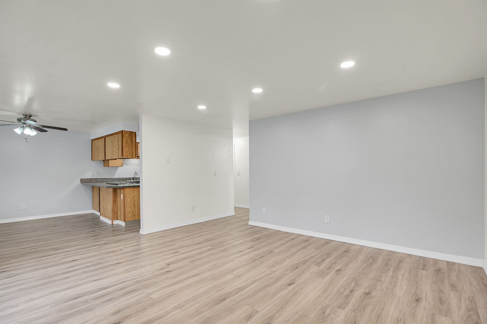 TIGARD Apartment: 10587 TIGARD ST