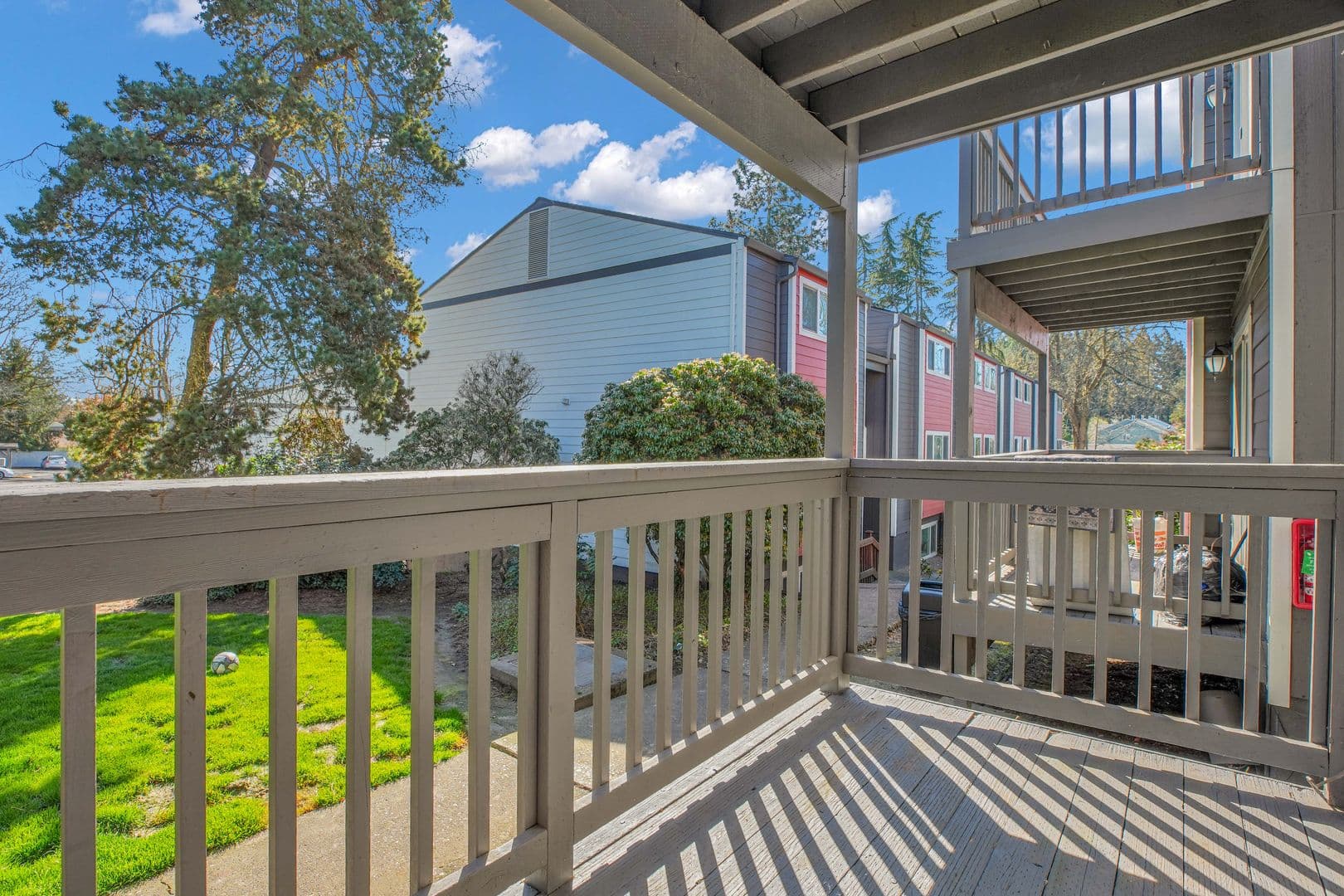 ALOHA Apartment: 18000 SW SHAW ST