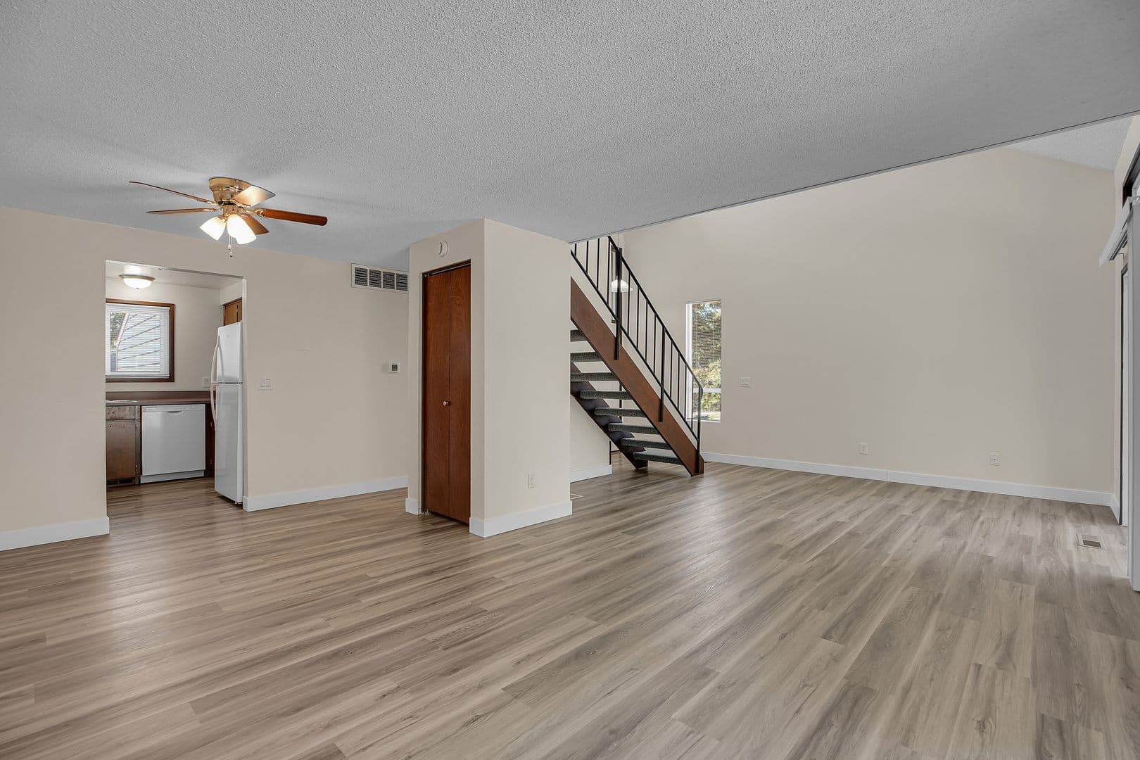 KEIZER Apartment: 790 LOCKHAVEN DRIVE, NE