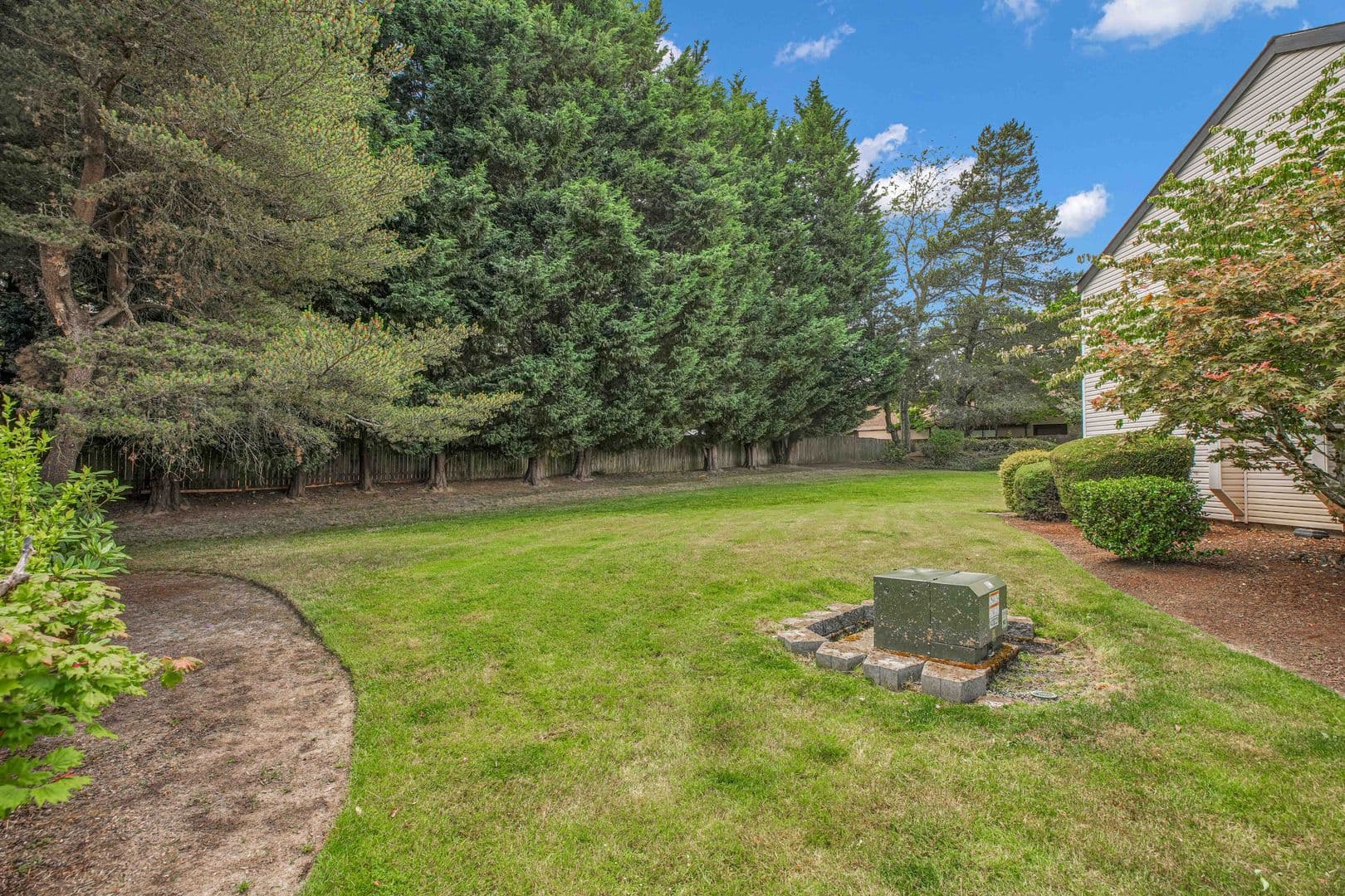 BEAVERTON Apartment: 9405-9555 SW DOWNING DR