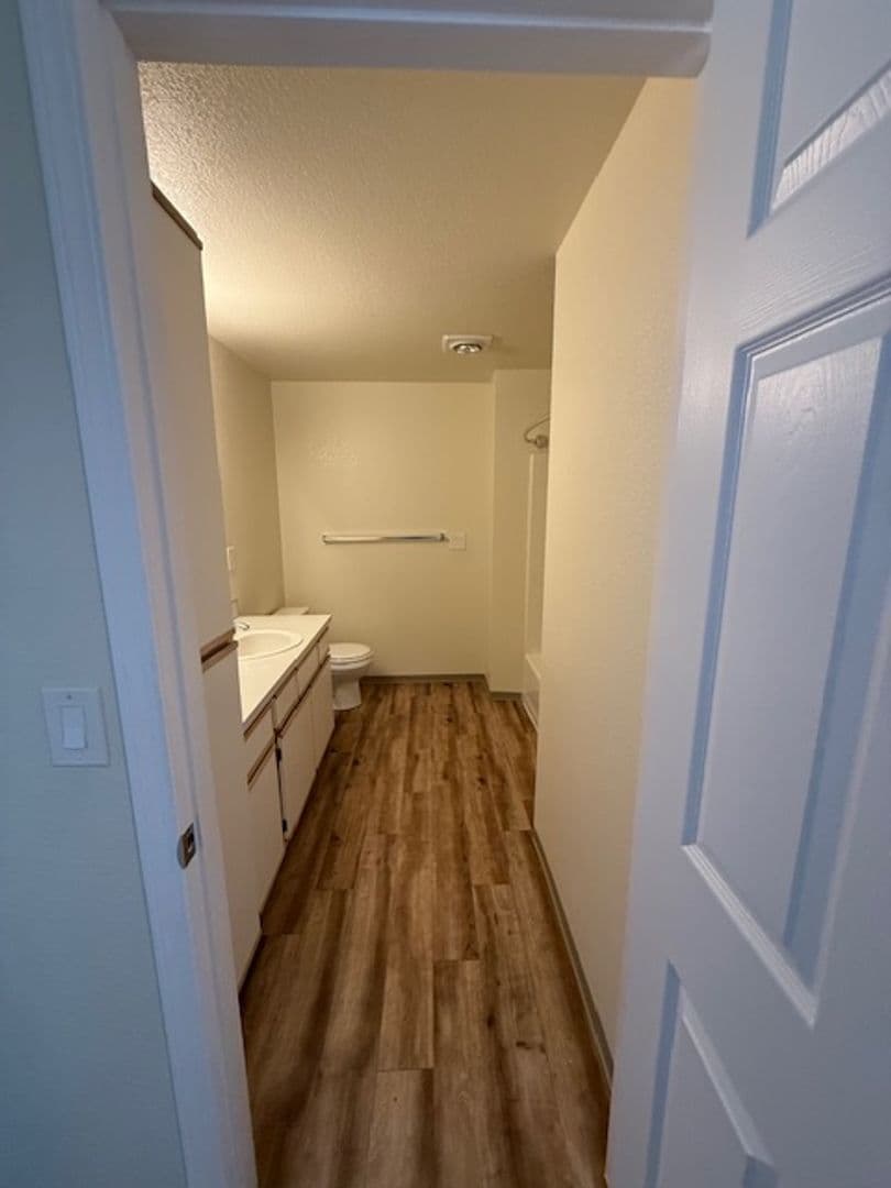SALEM Apartment: 4665 CAMPBELL DR SE