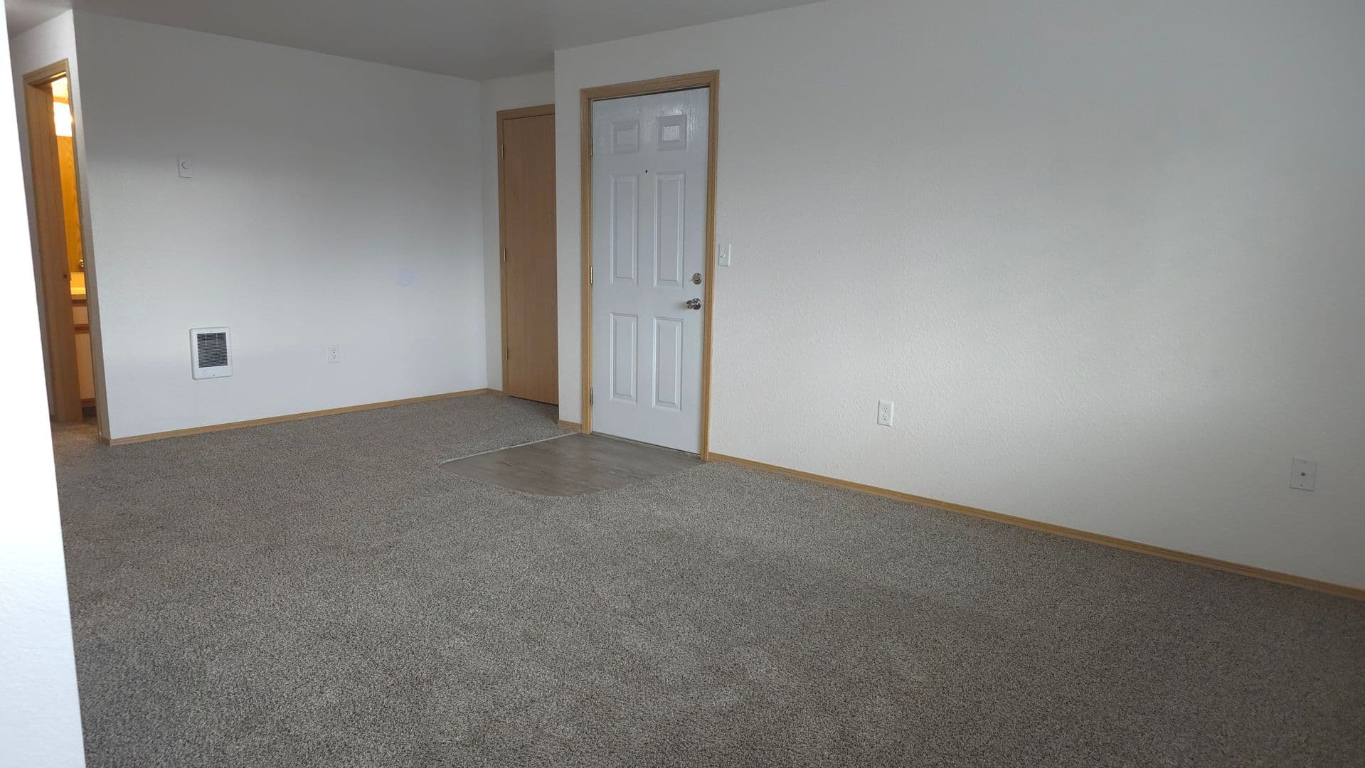 SALEM Apartment: 1304-1330 WALLACE RD. NW