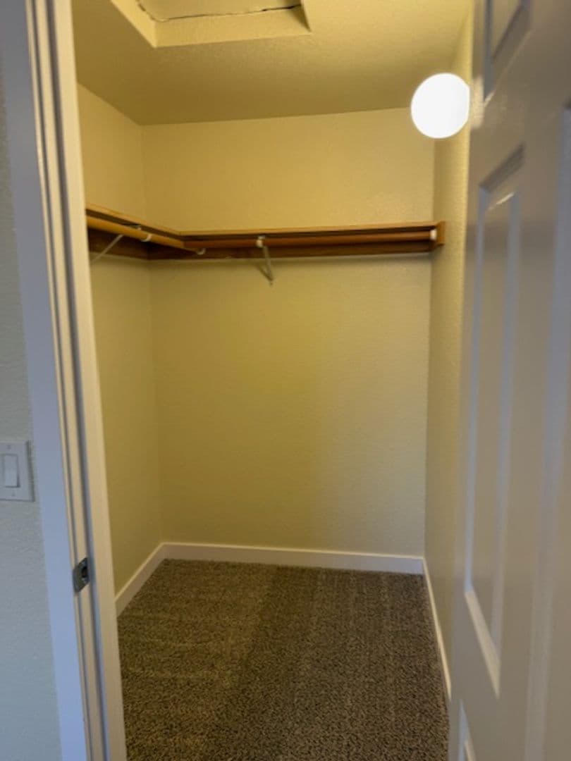 SALEM Apartment: 4665 CAMPBELL DR SE