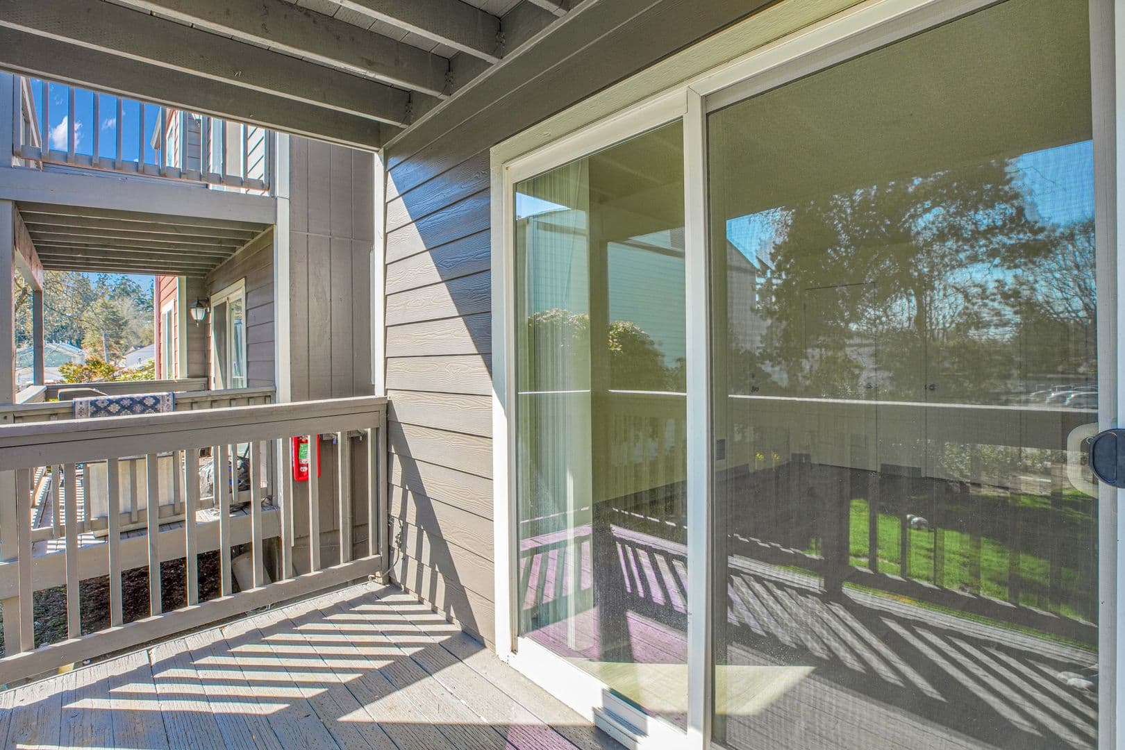 ALOHA Apartment: 18000 SW SHAW ST