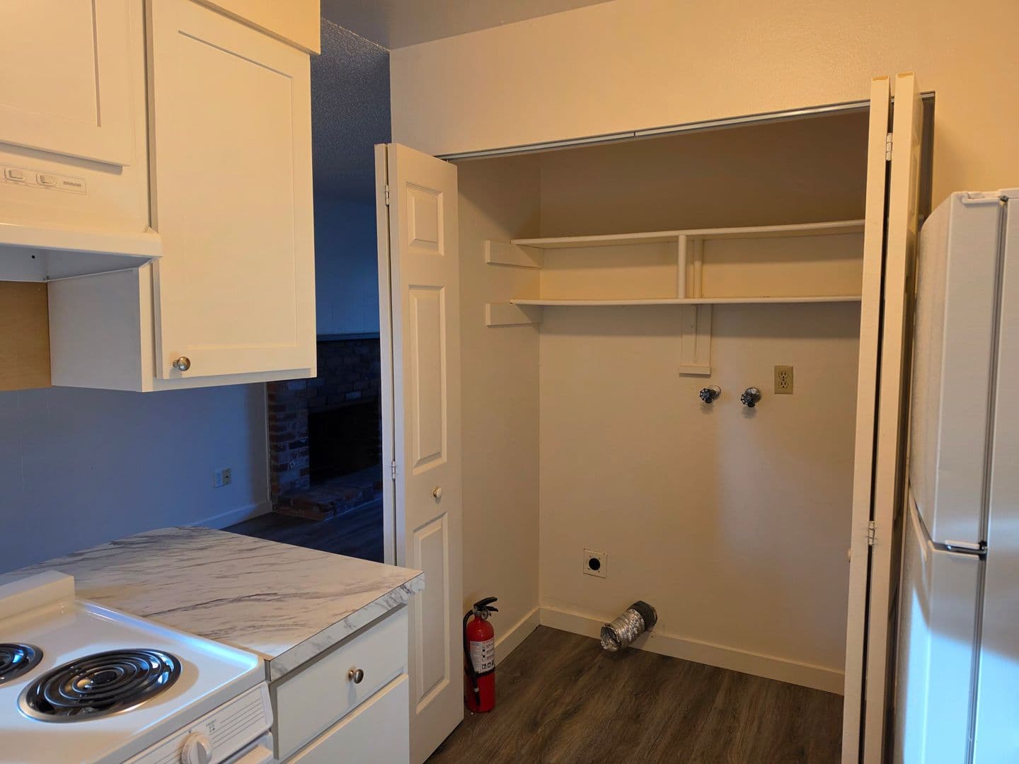 SHERWOOD Apartment: 21985 SW SHERWOOD BLVD