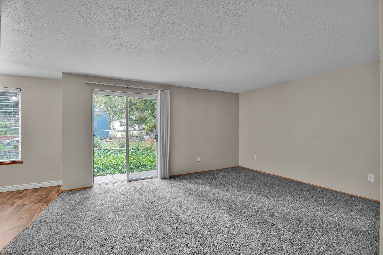 SALEM Apartment: 3872-3886 LIBERTY RD S