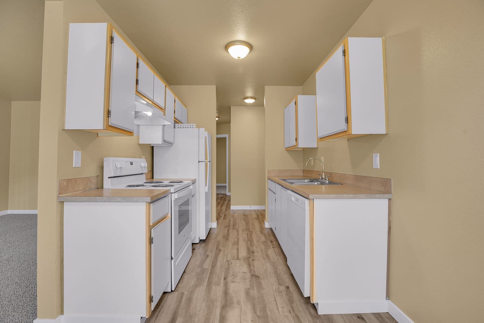 SALEM Apartment: 1194 BARNES ROAD, SE