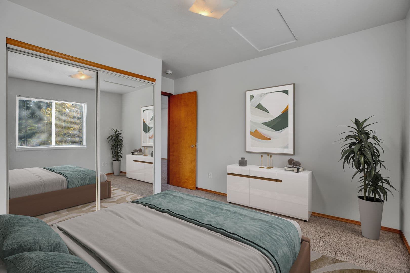 BEND Apartment: 900 NE BUTLER MARKET RD