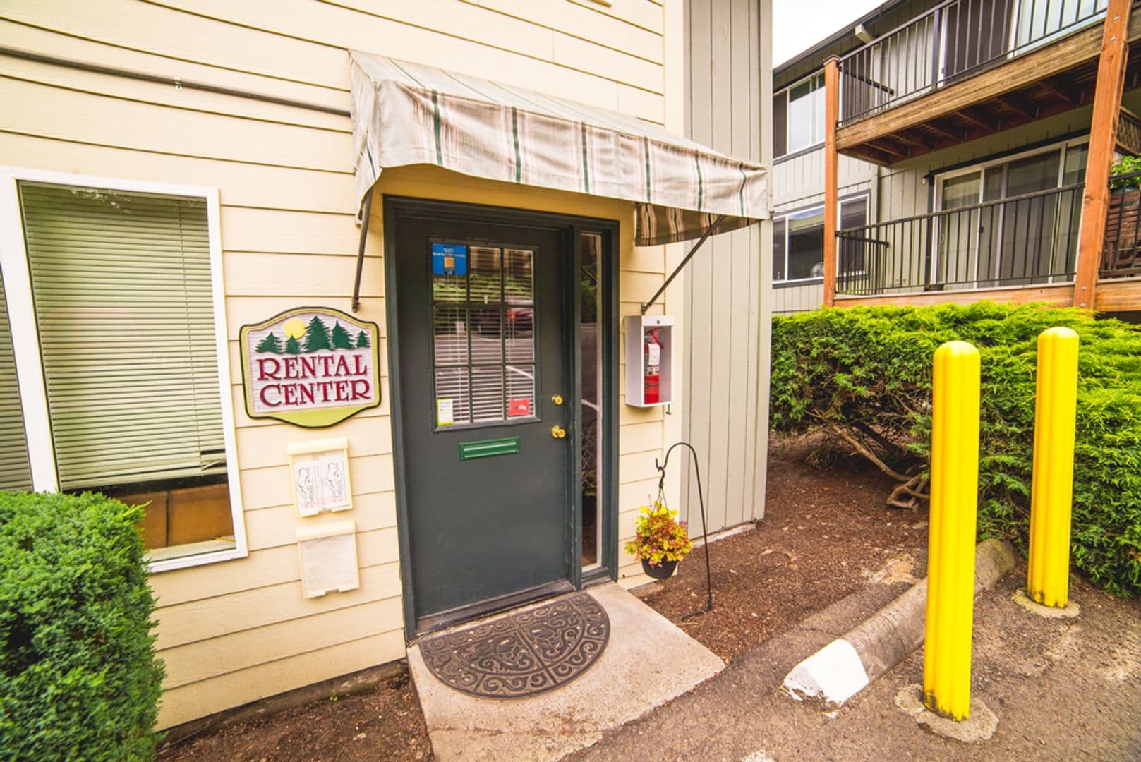 PORTLAND Apartment: 7740 SW 45TH
