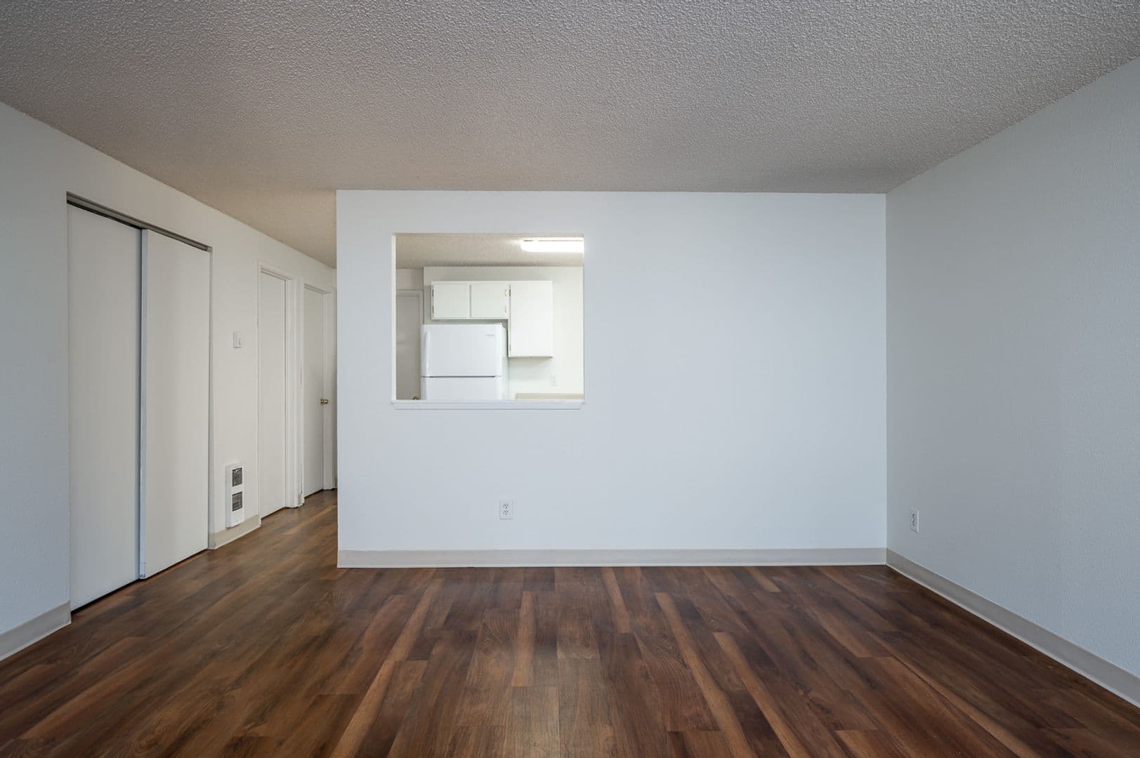 VANCOUVER Apartment: 10300 AND 10316 NE STUTZ ROAD