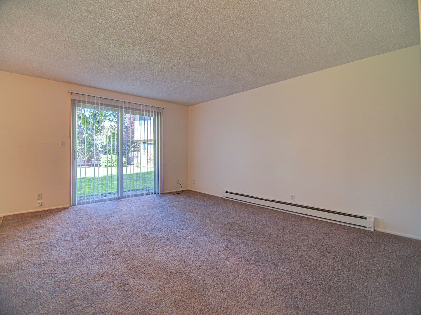 ALBANY Apartment: 625 34TH AVENUE, SE
