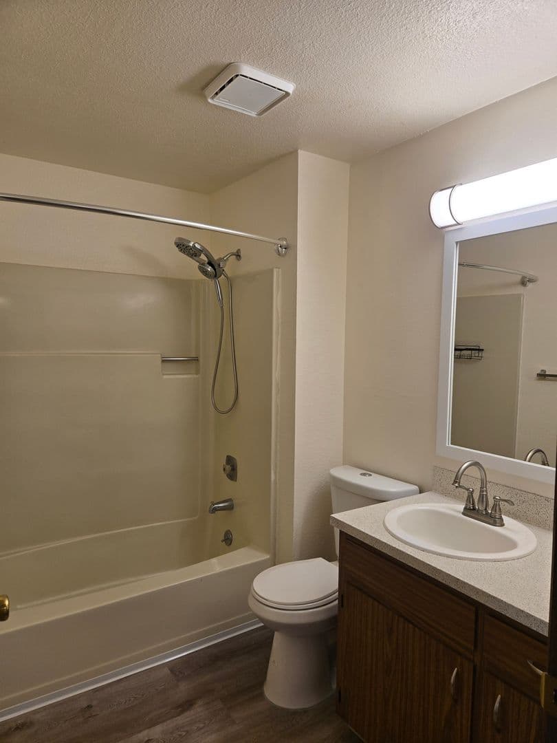 KEIZER Apartment: 597 ROSE PARK LANE, NE