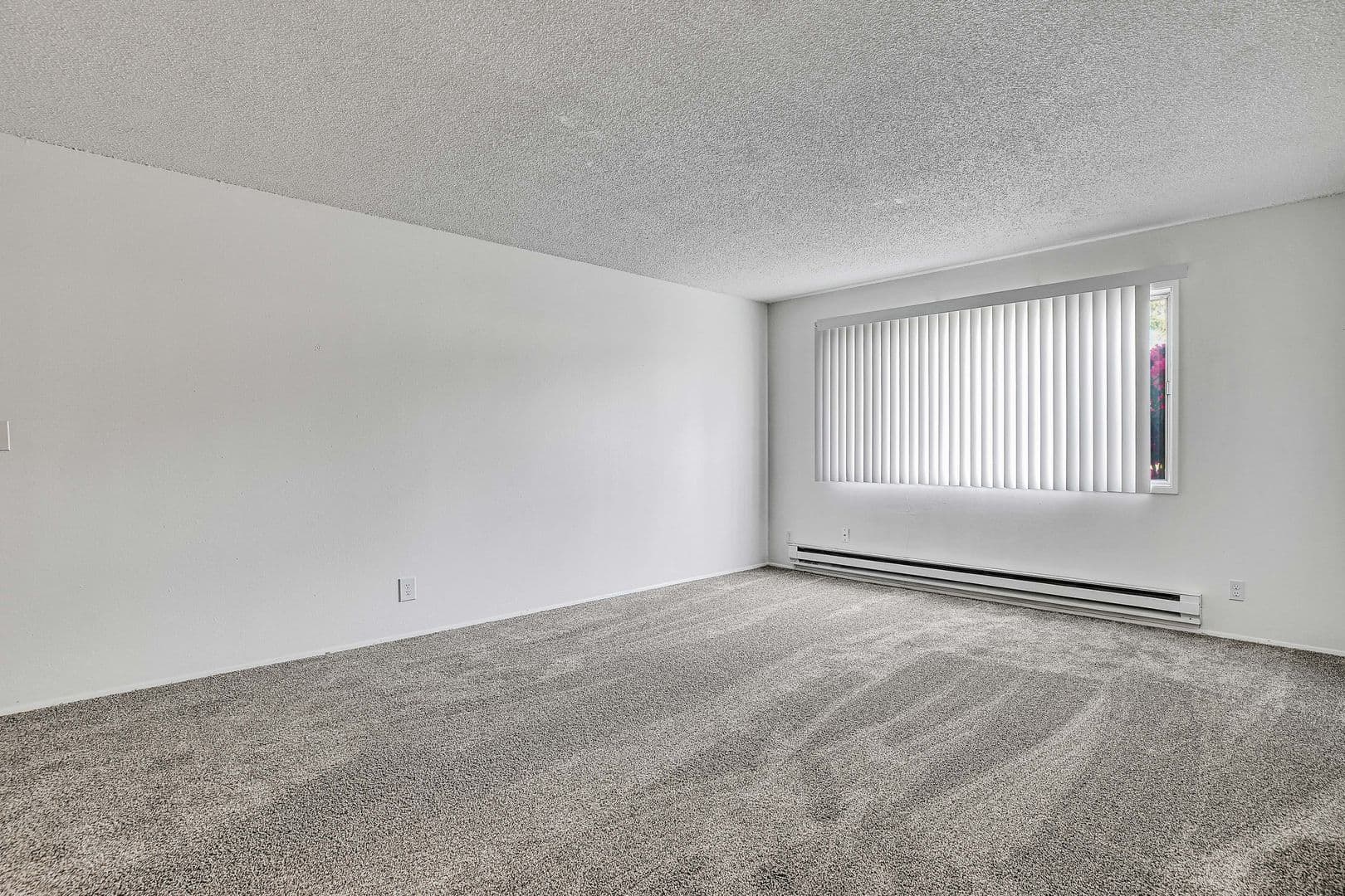 BEAVERTON Apartment: 5920 SW ERICKSON AVENUE